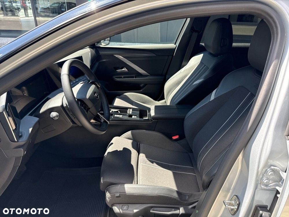Opel Astra 1.2 T GS S&S - 10