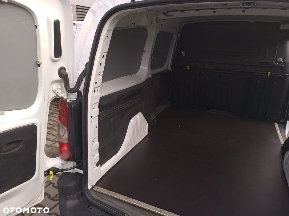 Peugeot PARTNER L2 LONG 3 MIEJSCA - 19