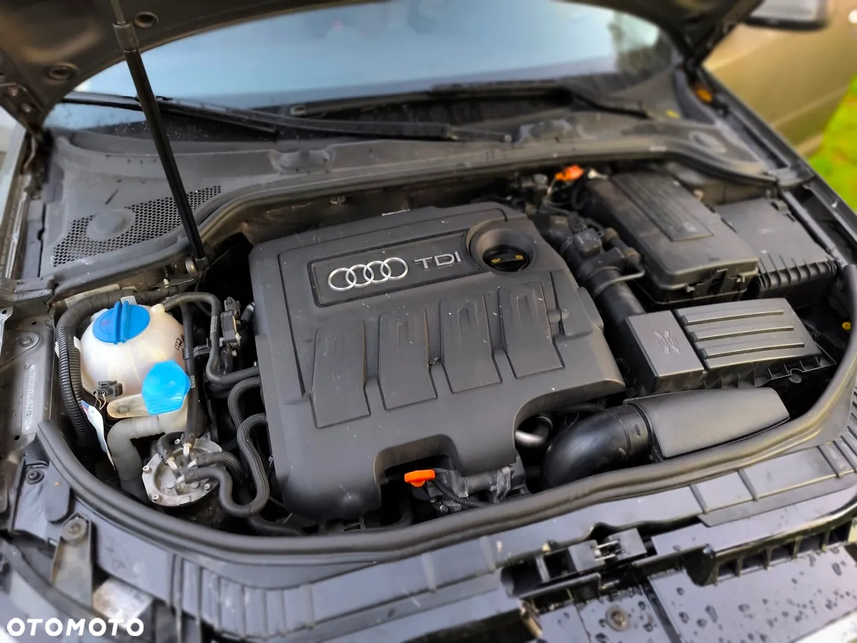 Audi A3 Sportback 1.6 TDI Ambiente - 17