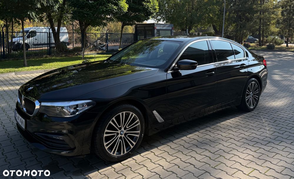 BMW Seria 5 518d Sport Line - 6