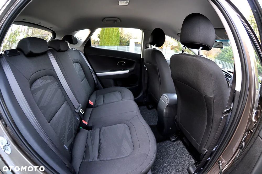 Kia Ceed 1.4 CVVT Dream Team Edition - 20