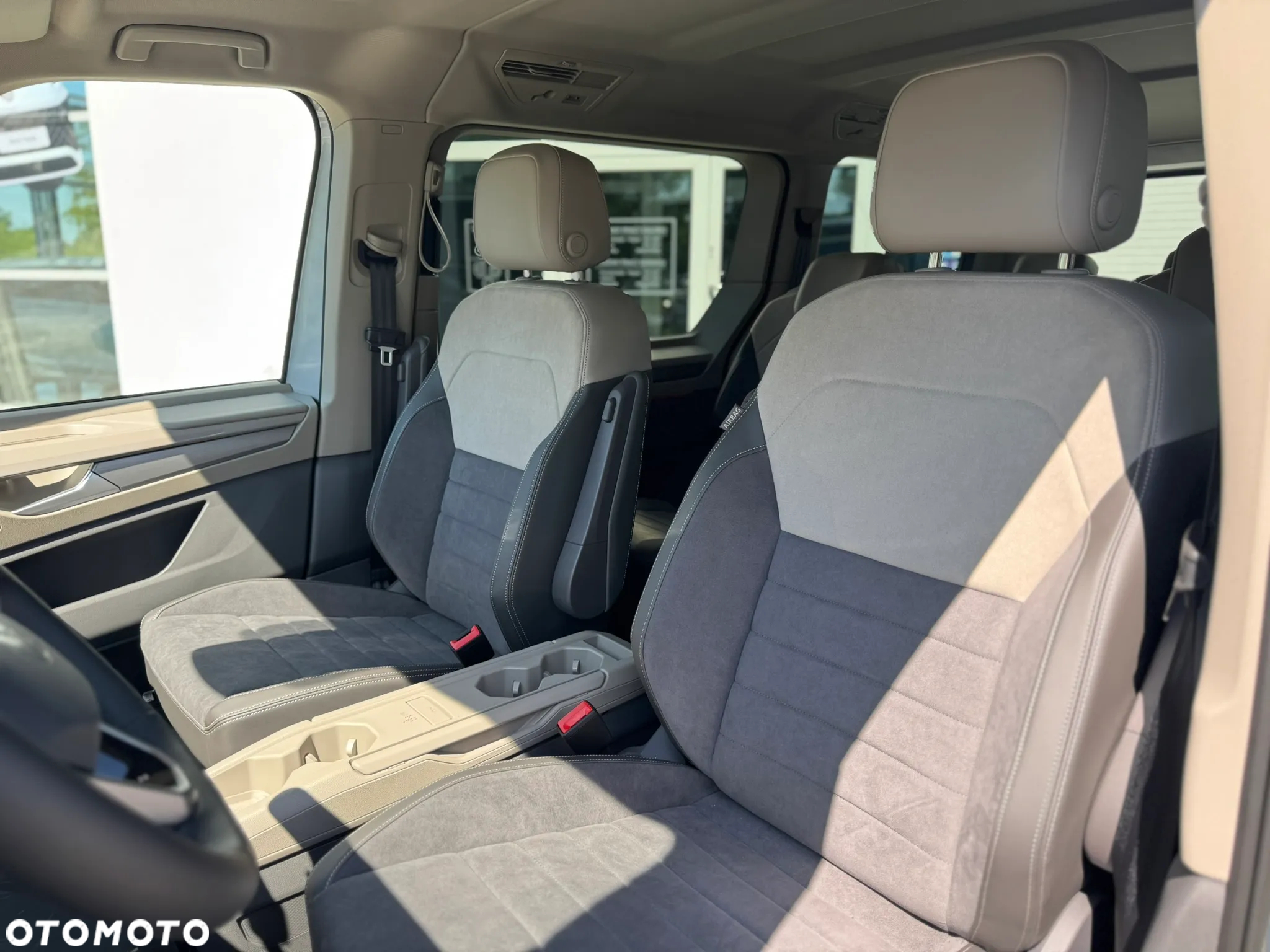 Volkswagen Multivan 2.0 TDI L2 Life DSG - 13