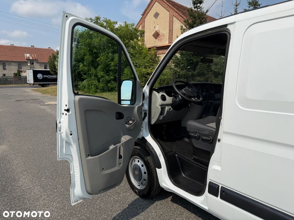 Renault Master * 2.5 / 120KM * L1H1 * Furgon / Blaszak * - 25