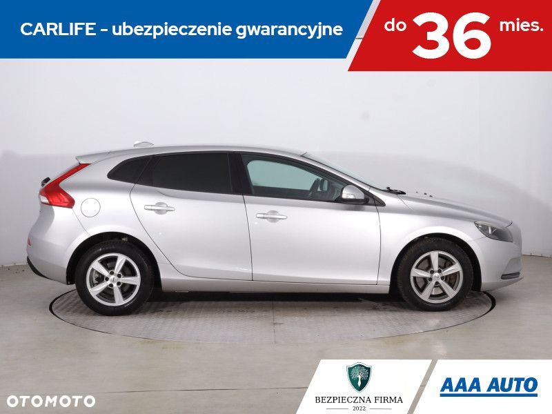 Volvo V40 - 8