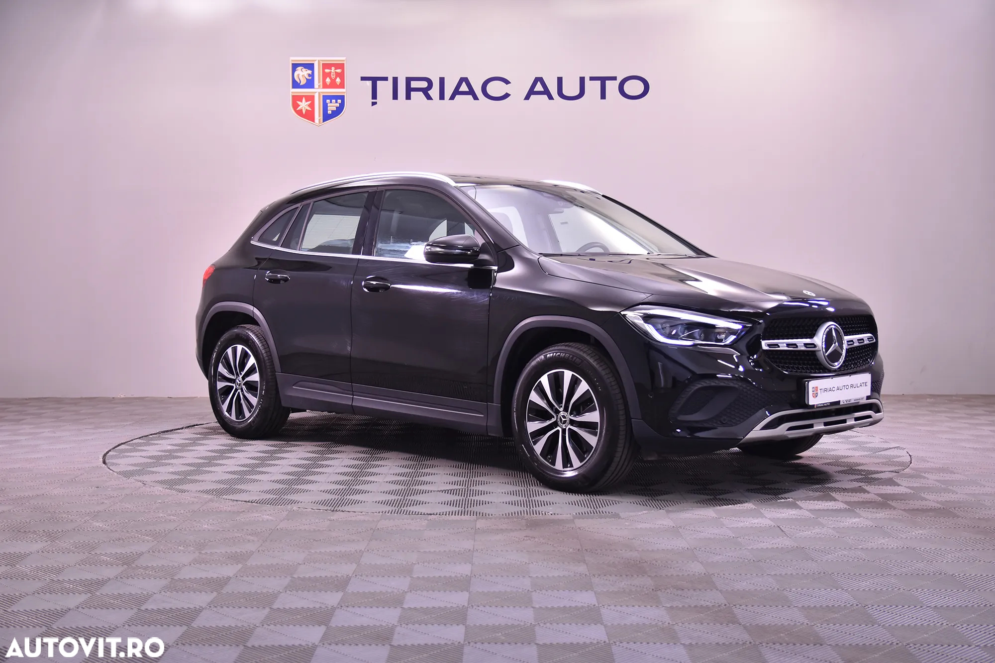 Mercedes-Benz GLA 250 4Matic 8G-DCT - 7