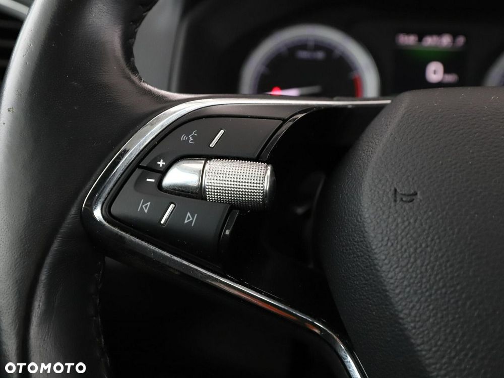 Skoda Karoq 1.5 TSI ACT 4x2 Ambition DSG - 32