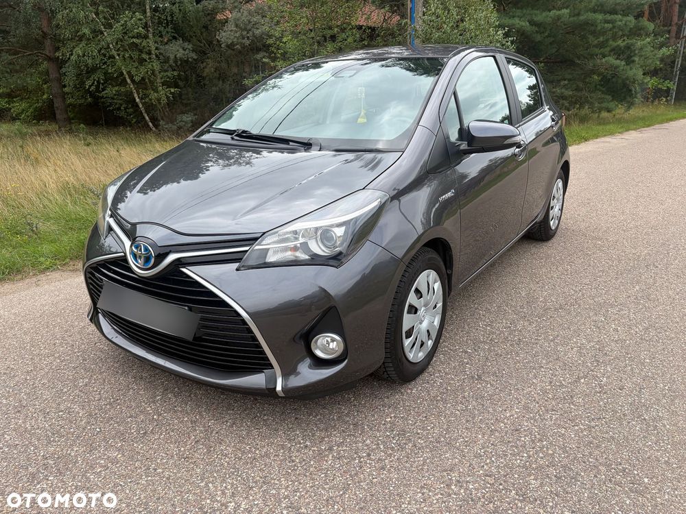 Toyota Yaris Hybrid 100 Active EU6 - 8