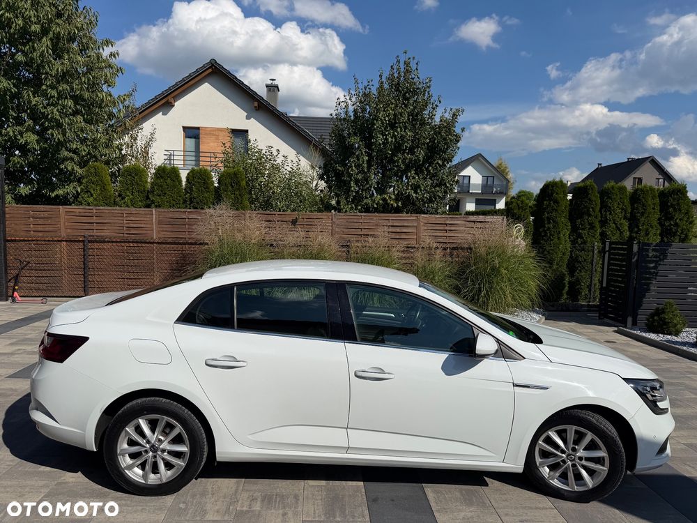 Renault Megane 1.5 Blue dCi Intens - 17