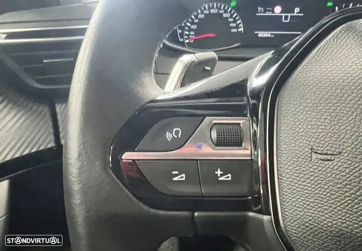 Peugeot 2008 PureTech 130 EAT8 Allure Pack - 19