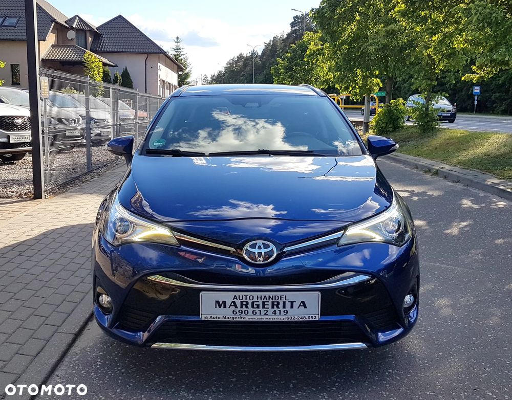 Toyota Avensis Touring Sports 1.8 Team Deutschland - 32