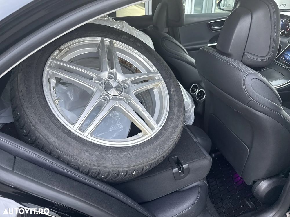 Mercedes-Benz C - 22