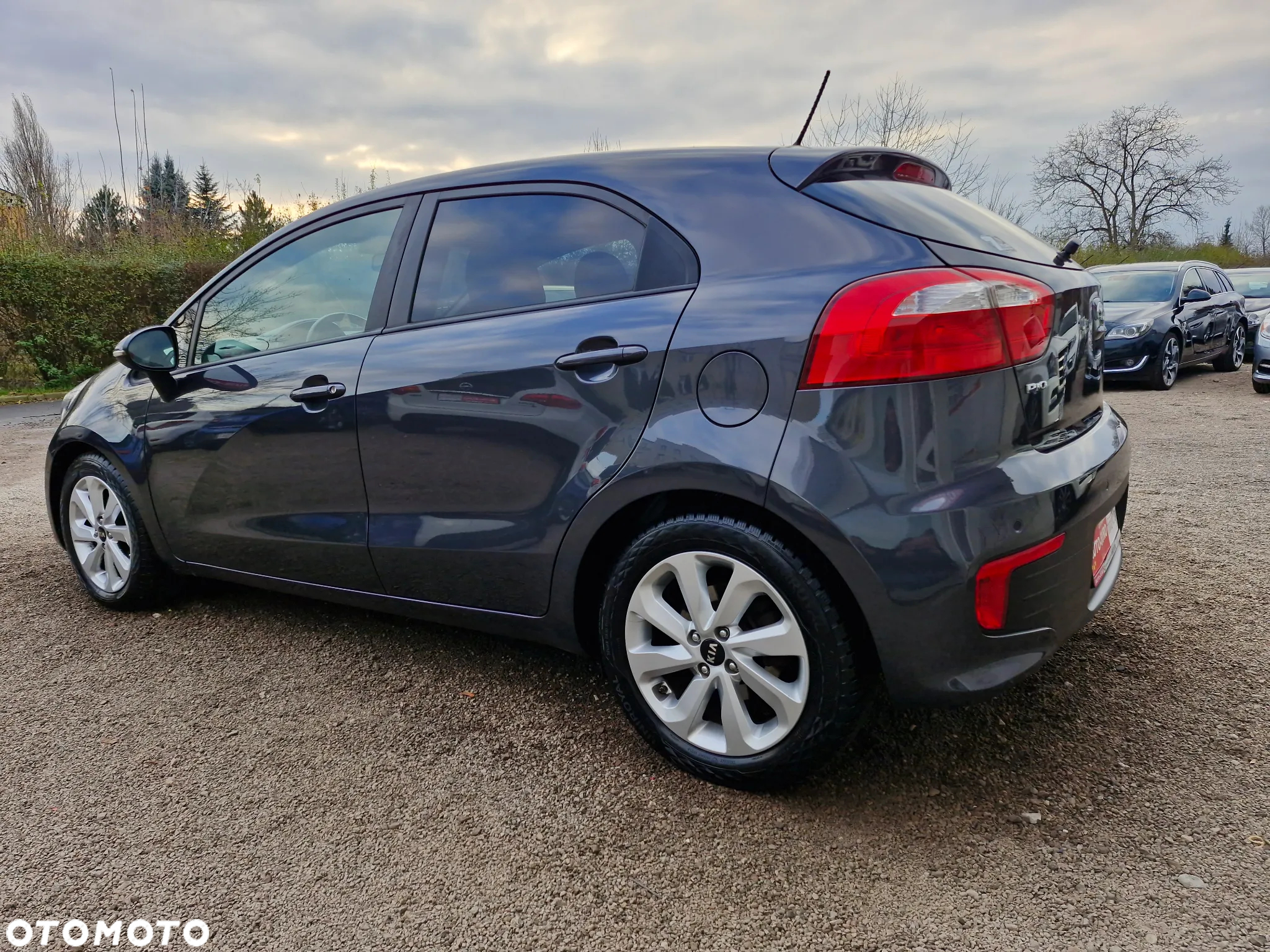 Kia Rio 1.2 XL - 3