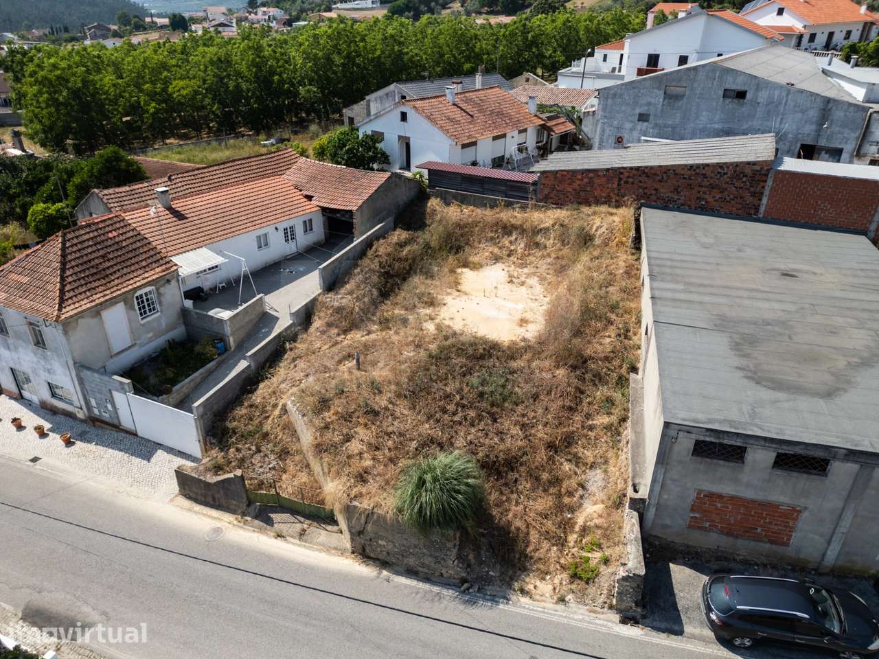 Terreno Urbano com Projeto Aprovado | Furo de Água e Opção Chave n... - Grande imagem: 4/30