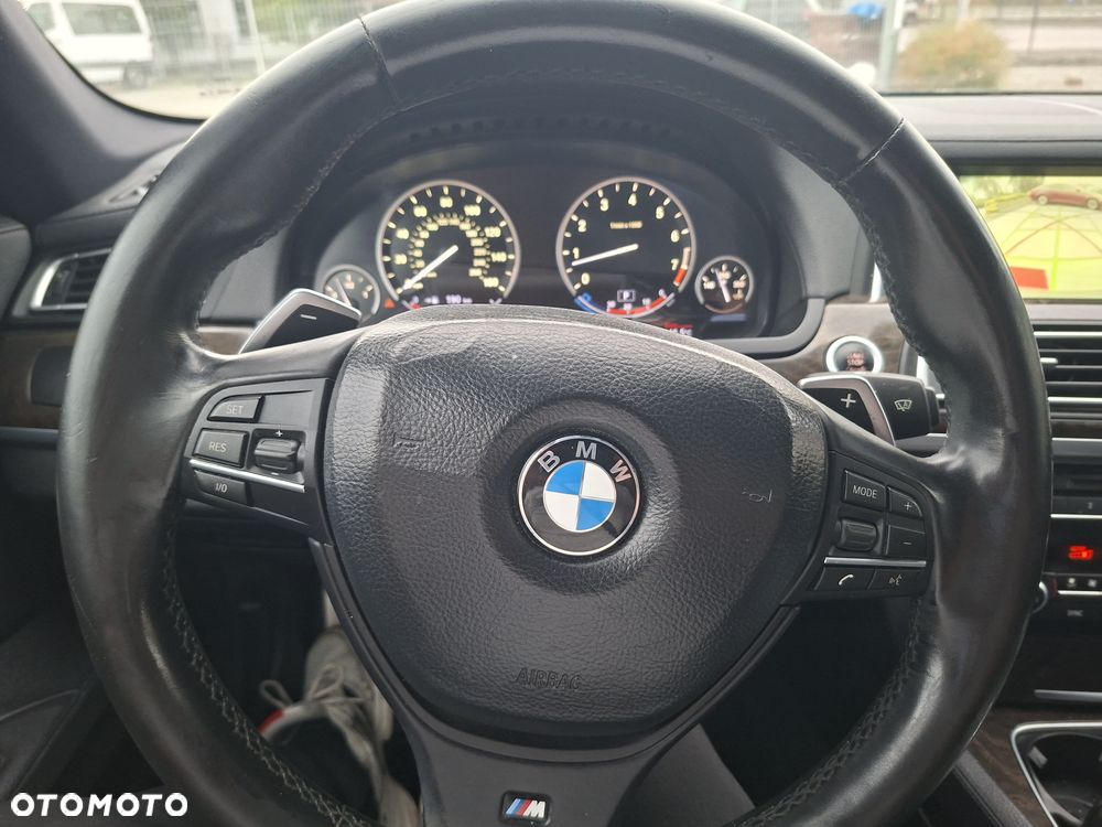 BMW Seria 7 - 23