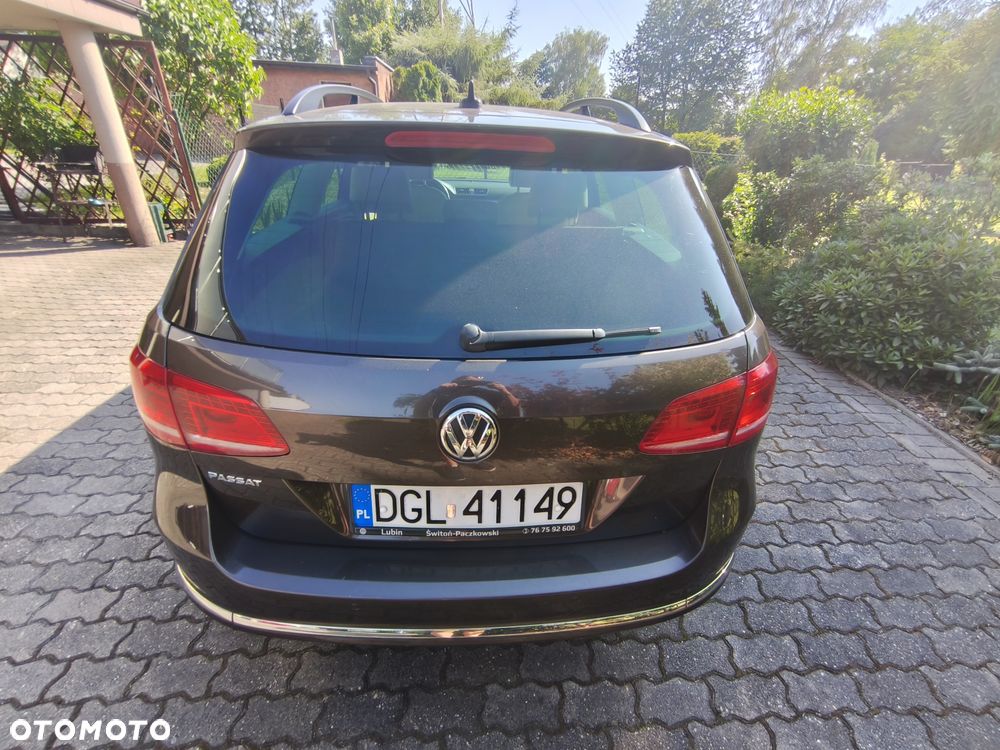 Volkswagen Passat - 2