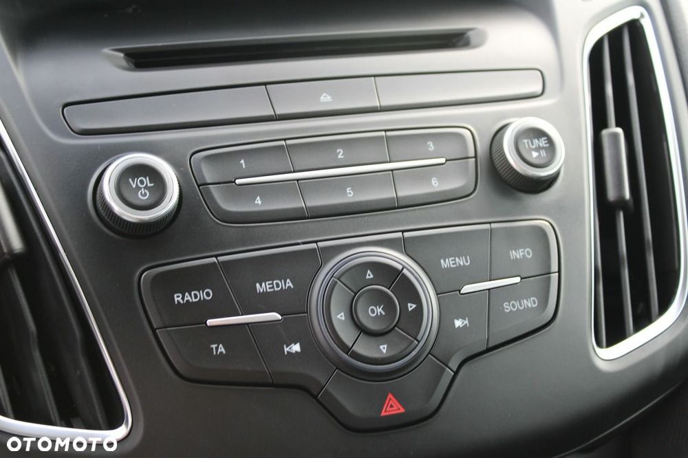 Ford Focus - 18
