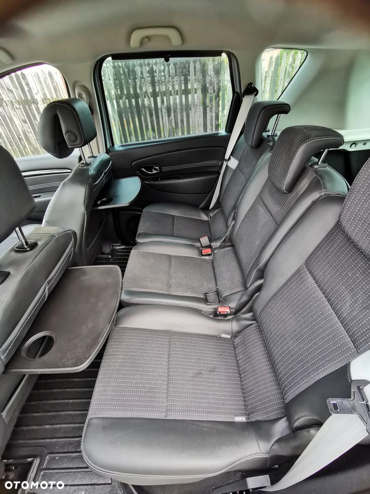 Renault Scenic 1.9 dCi Confort Privilege - 32