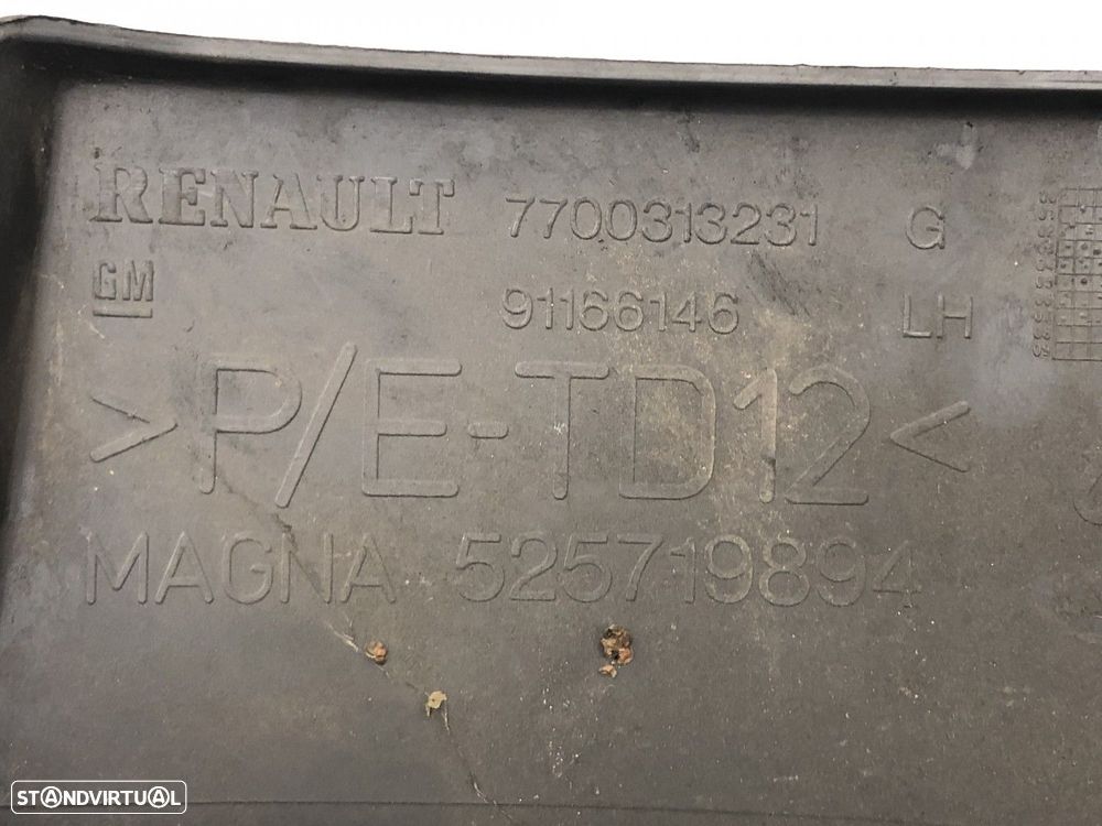 Canto do parachoques Trás Esq OPEL VIVARO A Combi (X83) 08.06 - 2