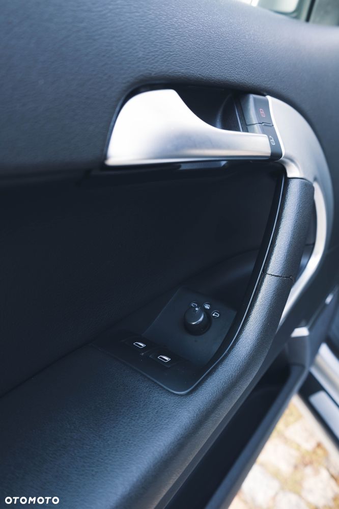 Audi A3 3-drzwiowe 2.0 TDI DPF S line Sportpaket - 18