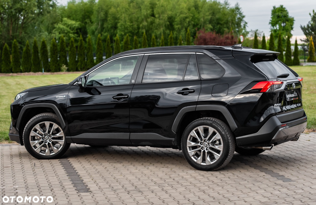 Toyota RAV4 2.5 4x4 Hybrid Team Deutschland - 10