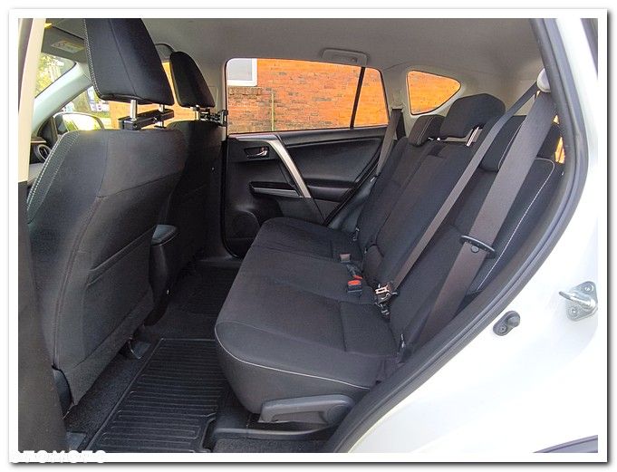 Toyota RAV4 2.0 D-4D 4x2 Start-Stop Executive - 25