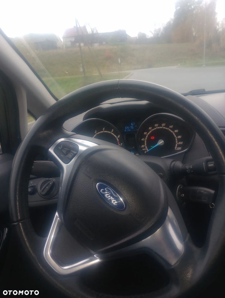 Ford Fiesta 1.0 EcoBoost Titanium - 11