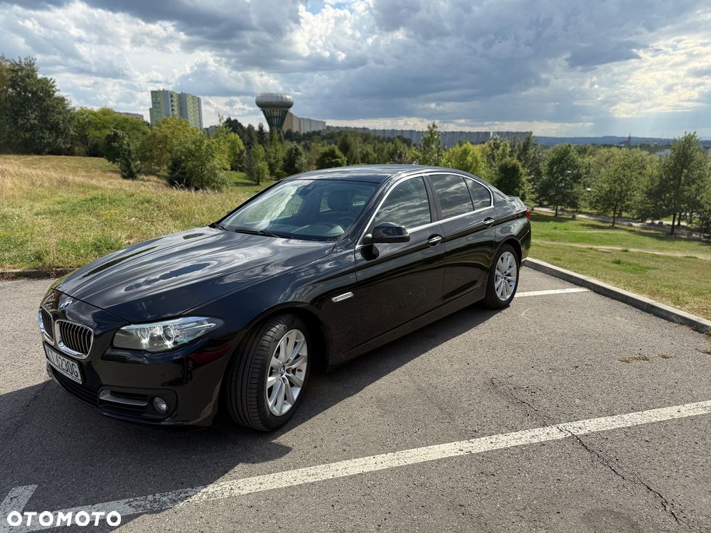 BMW Seria 5 520d xDrive - 5