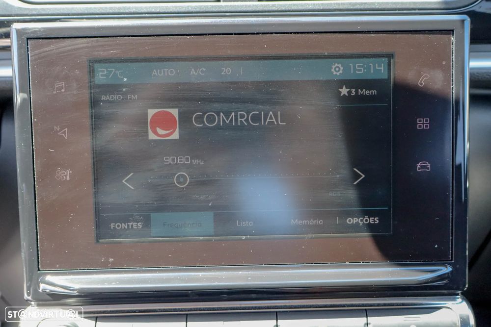 Citroën C3 1.2 PureTech Shine - 23