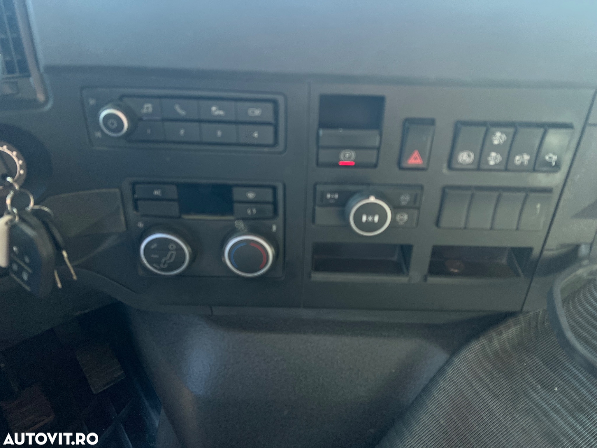 Volvo FMX 420 - 10