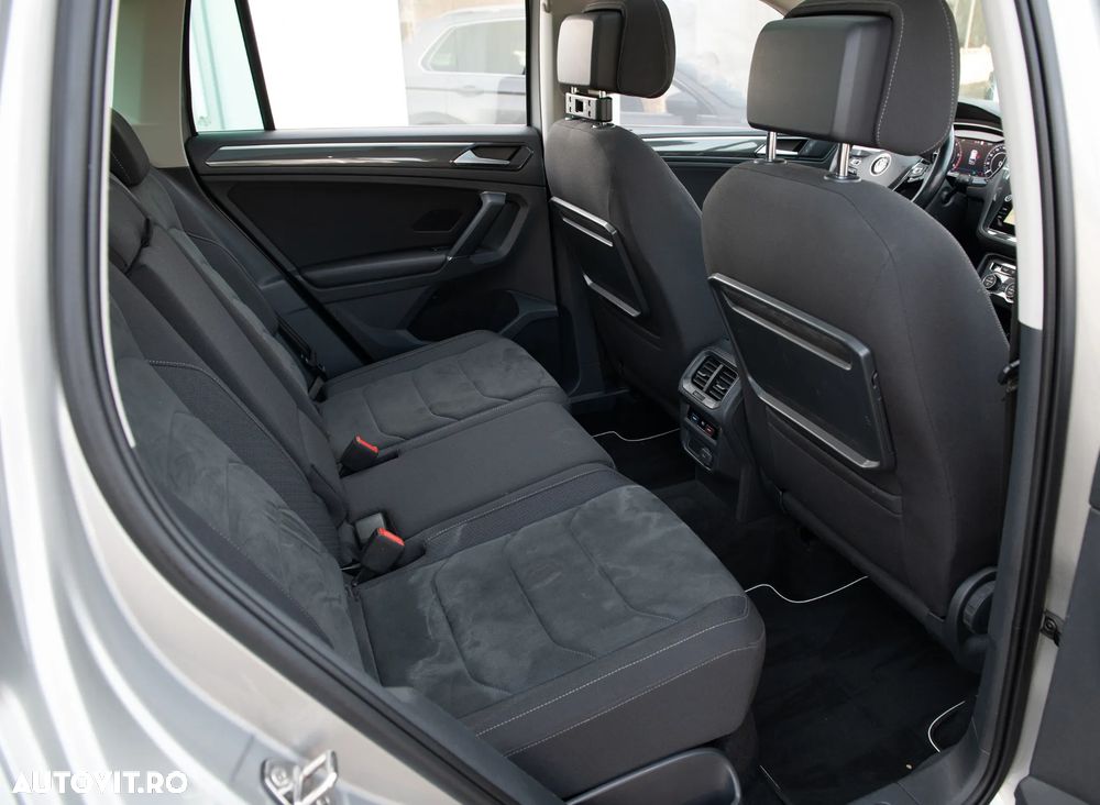 Volkswagen Tiguan - 38