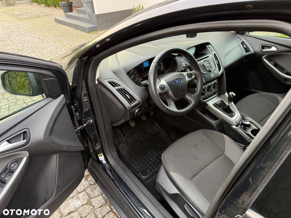Ford Focus 1.0 EcoBoost Start-Stopp-System Business Edition - 4