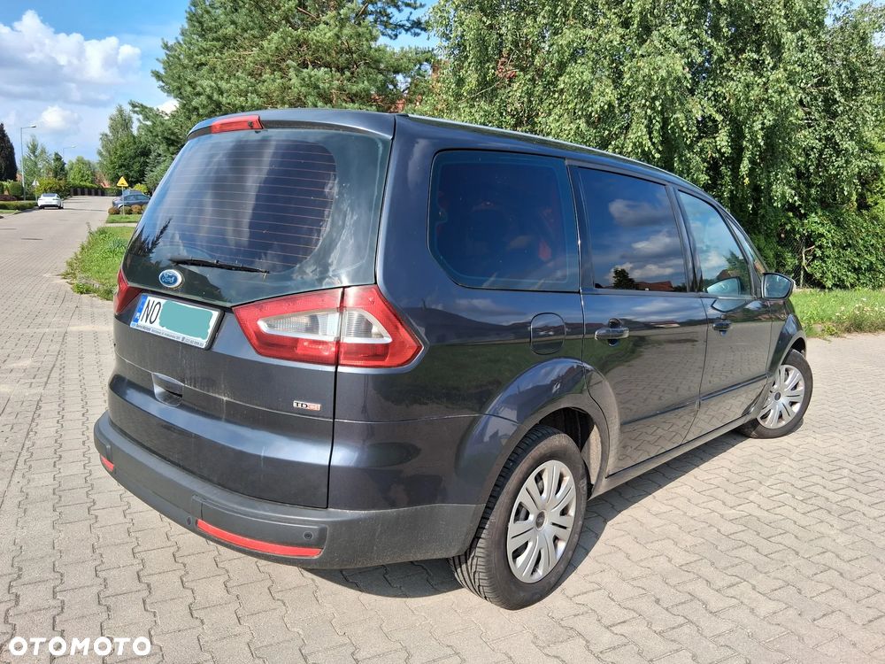 Ford Galaxy 2.0 TDCi Ambiente - 6