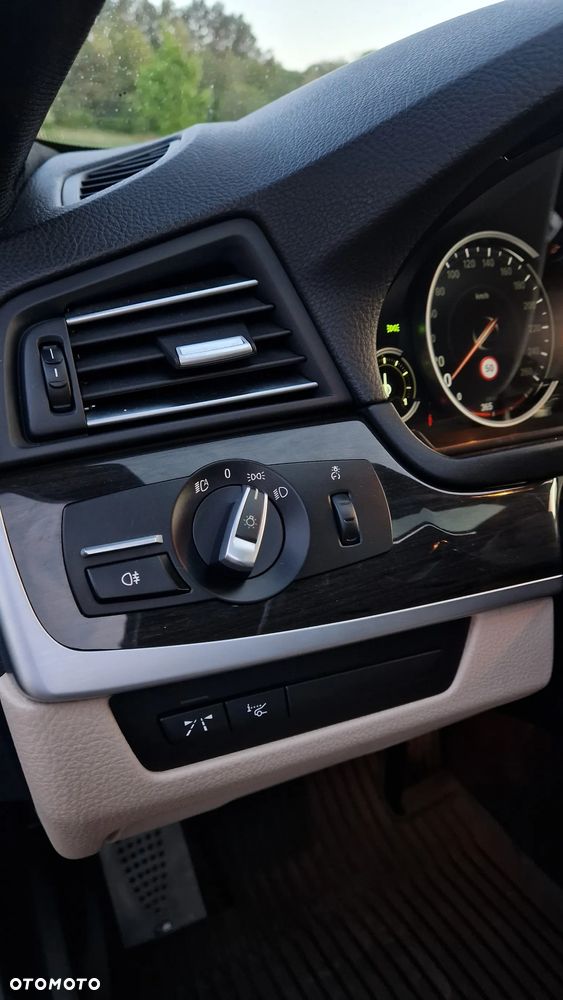 BMW Seria 5 - 21