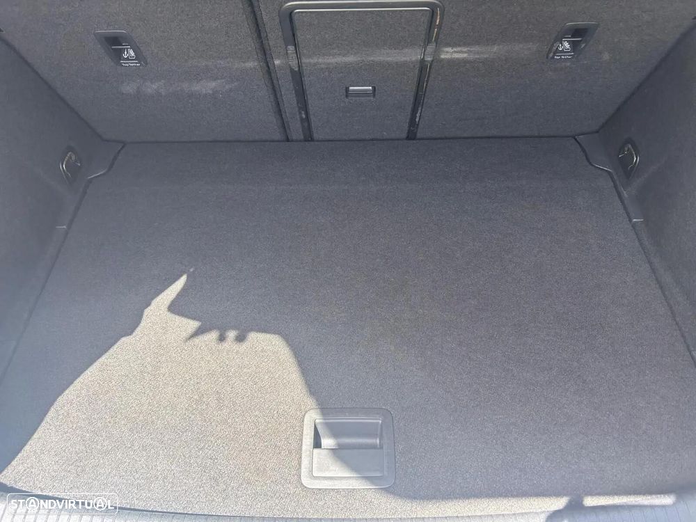 VW Golf 1.0 TSI Trendline - 27