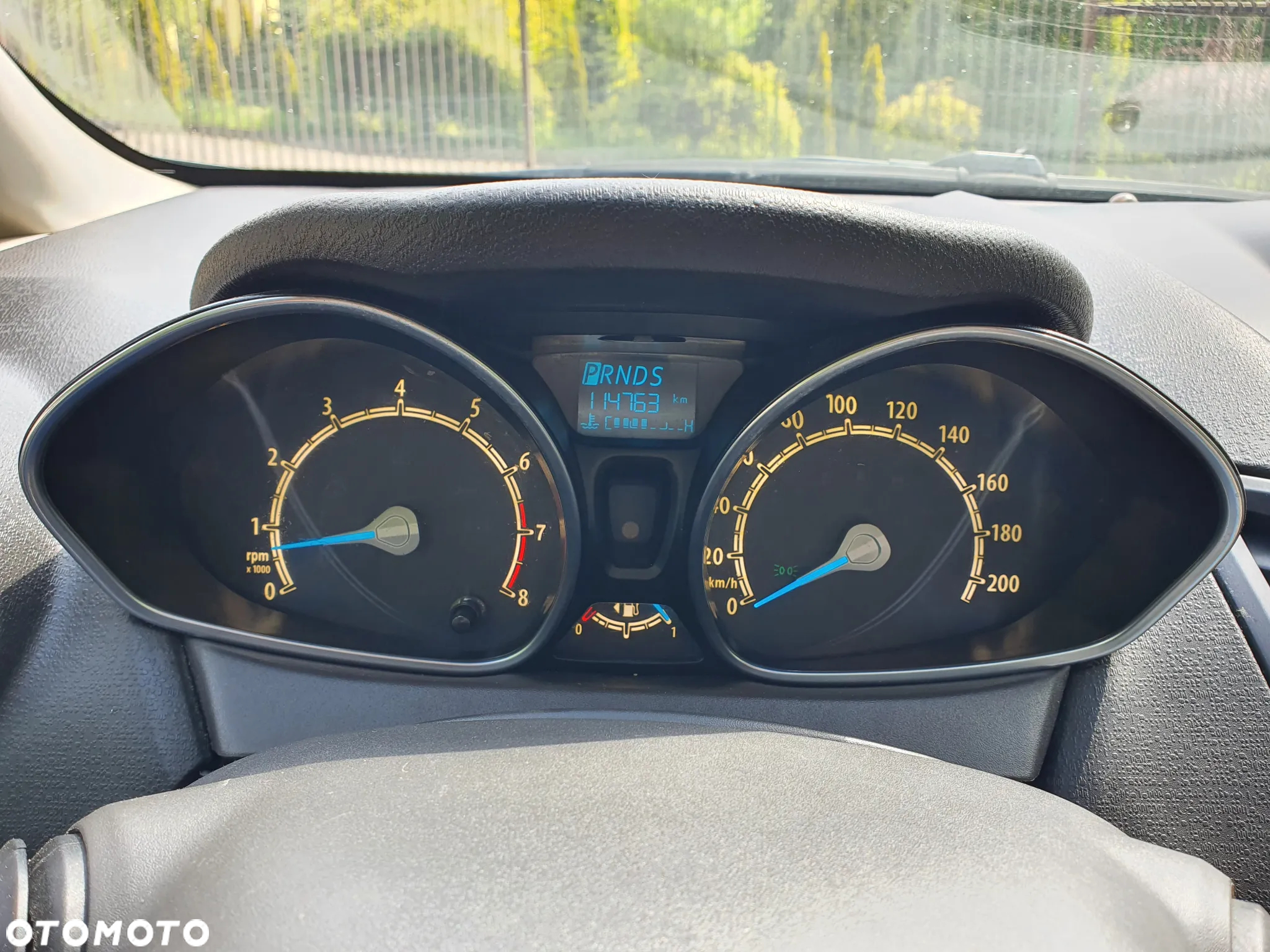 Ford Fiesta - 10