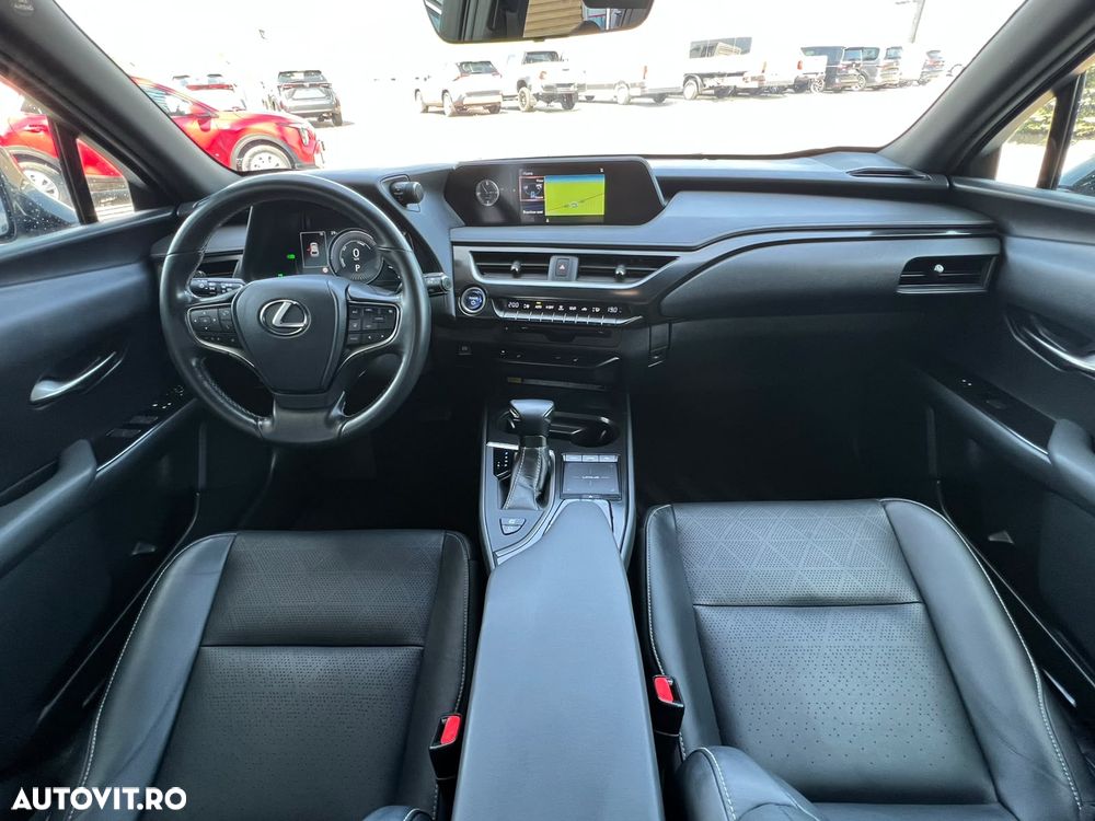 Lexus UX 250h (E-FOUR) Executive Line - 21