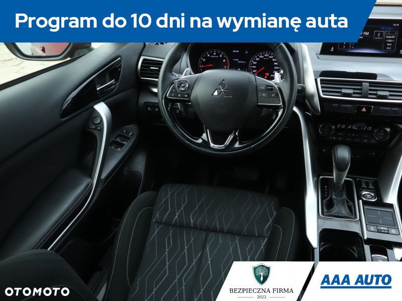 Mitsubishi Eclipse Cross - 9