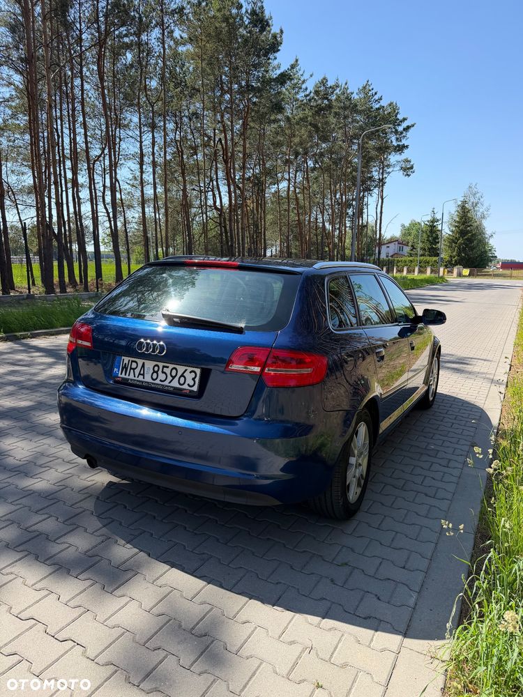 Audi A3 Sportback 2.0 TDI DPF Ambiente - 5