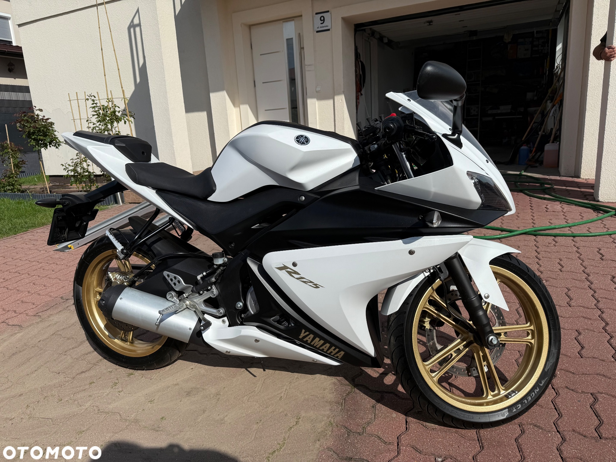 Yamaha YZF - 3