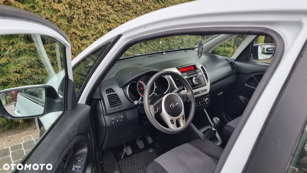 Kia Venga 1.4 CVVT Dream-Team Edition - 12