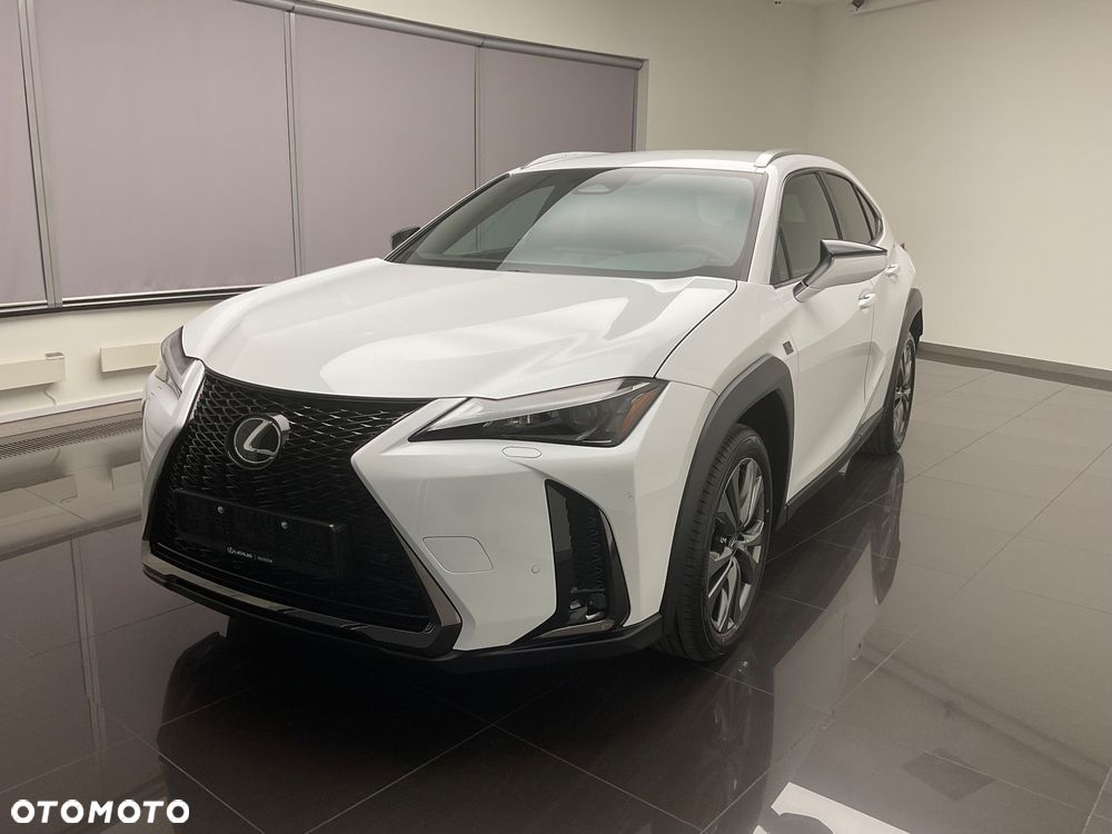 Lexus UX 300h F Sport Design - 7