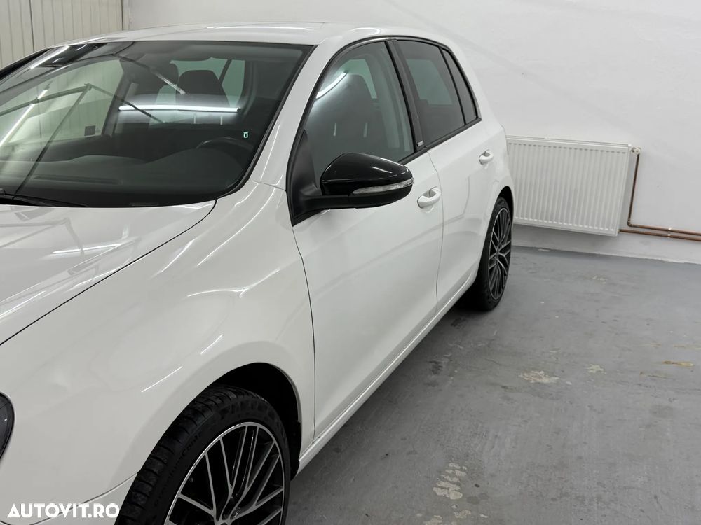 Volkswagen Golf 2.0 TDI DPF DSG Style - 34
