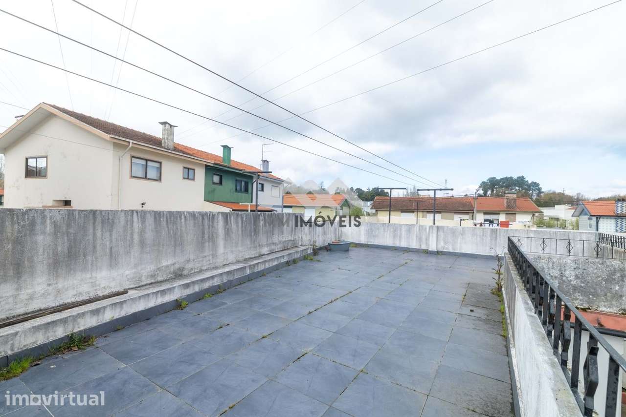 Moradia T3 | Maia - Mogos | Garagem | Jardim | Terraço - Grande imagem: 5/36