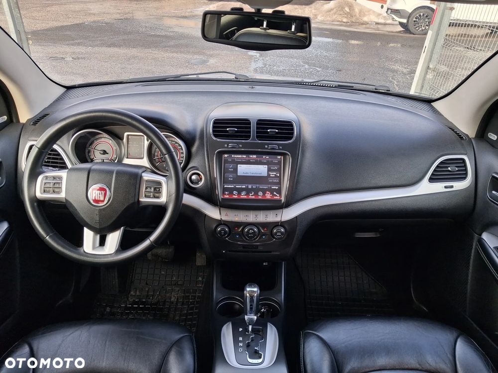 Fiat Freemont 2.0 Multijet Lounge AWD - 29