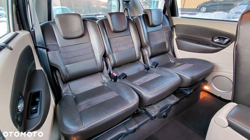 Renault Grand Scenic Energy dCi 130 Start & Stop Euro 6 Bose Edition - 17