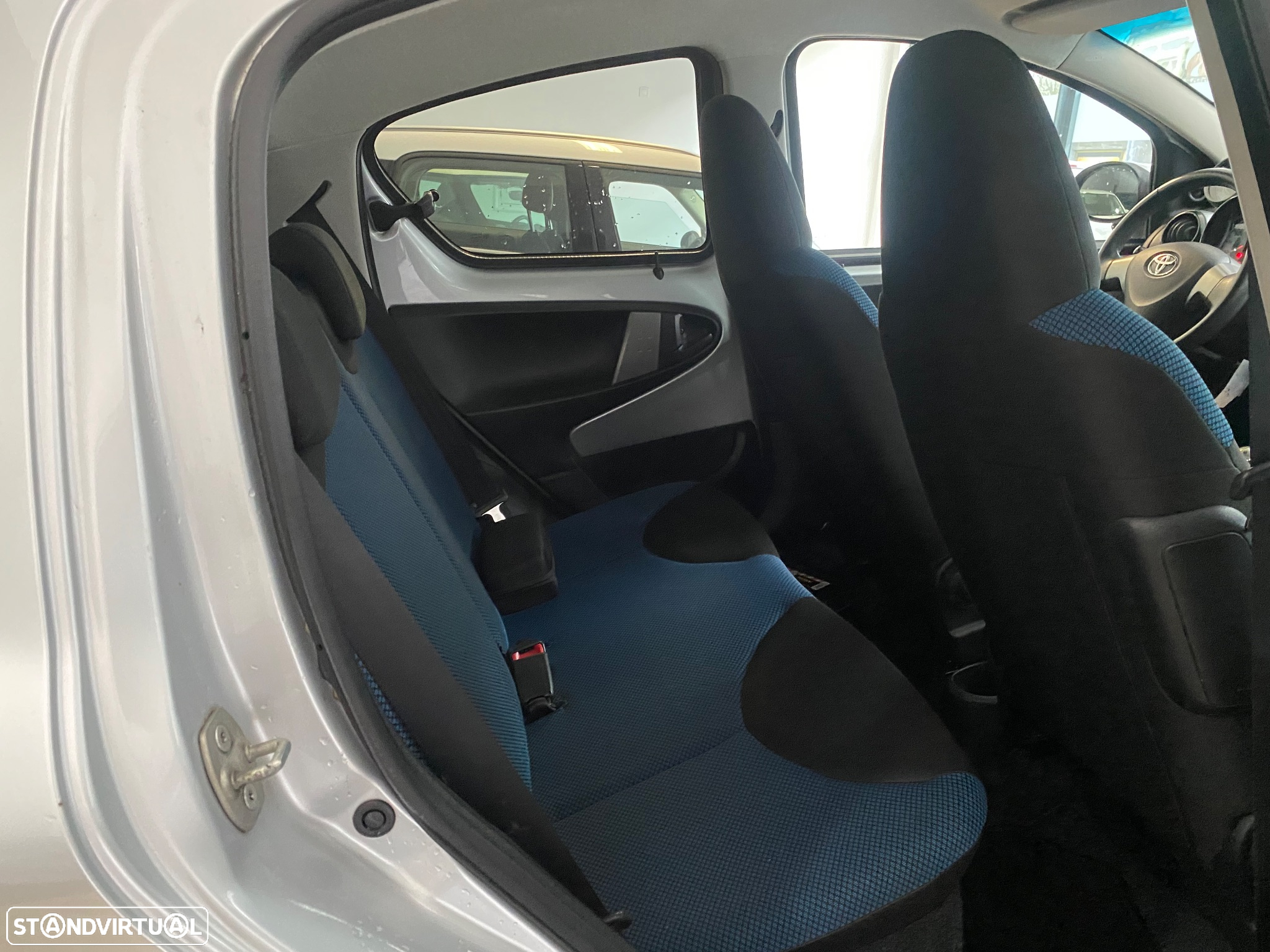 Toyota Aygo x-style - 12