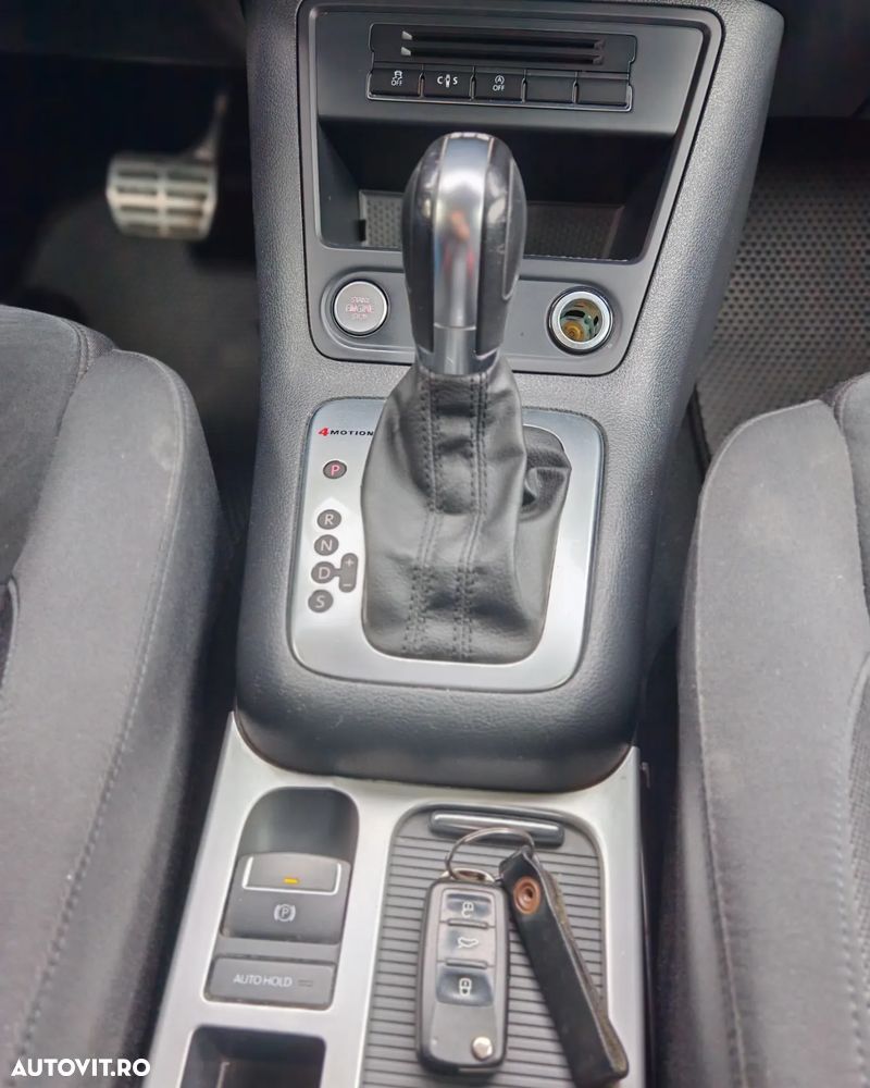 Volkswagen Tiguan 2.0 TDI 4Motion DSG Sport & Style - 4