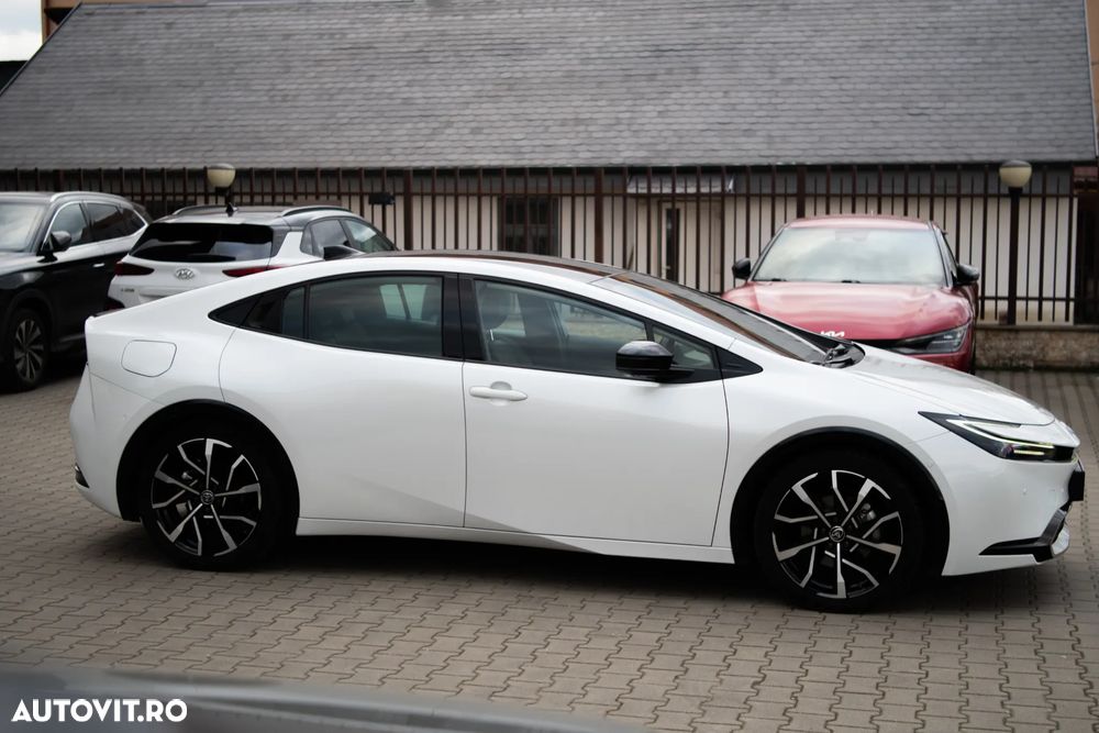 Toyota Prius - 8