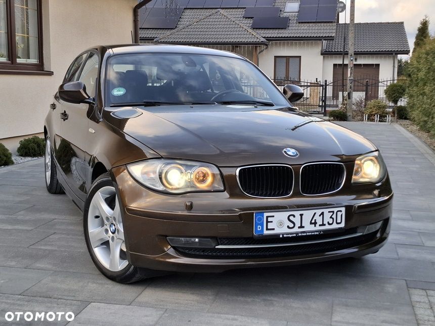 BMW Seria 1 120d DPF Edition Lifestyle - 2
