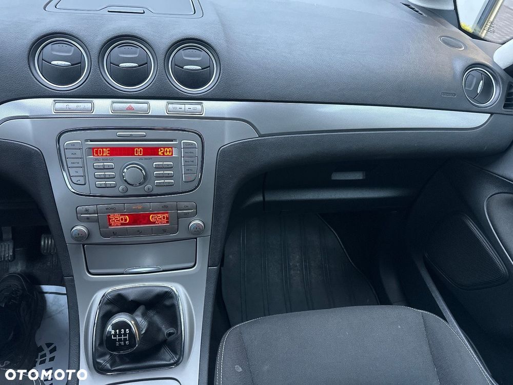 Ford Galaxy 2.0 TDCi DPF Trend - 11